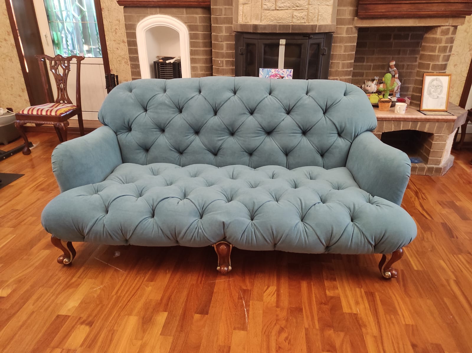 Обивка дивана. Великий Устюг